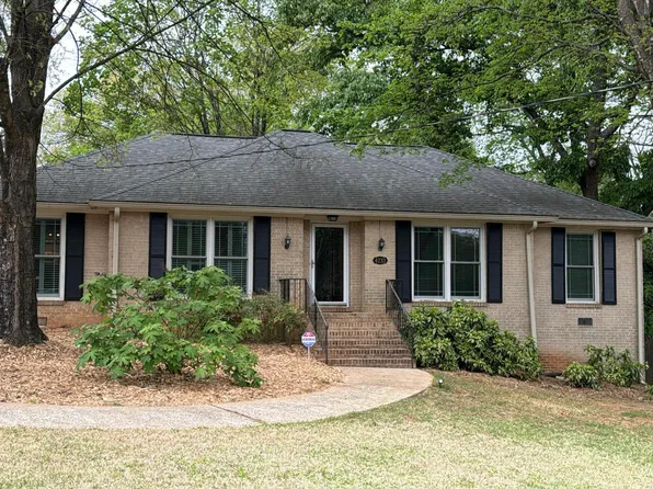 4233 Bonaparte Ct, Tucker, GA 30084