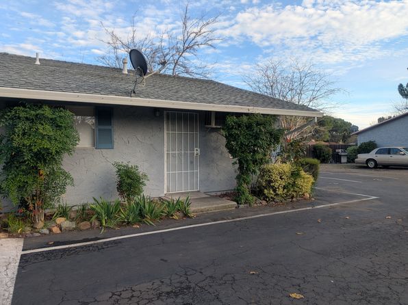 102 Mono Ave APT 3