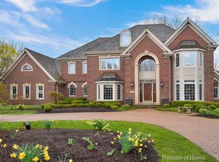 937 Fox Glen Dr, St Charles, IL
