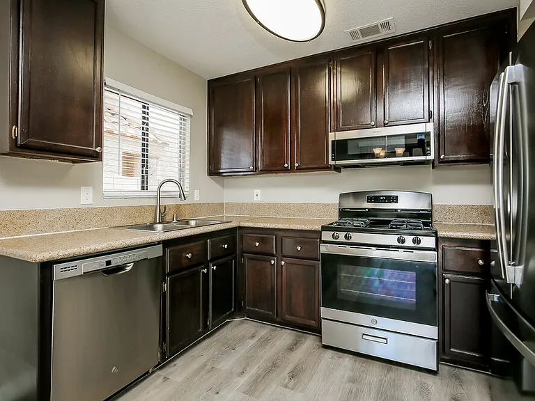 3100 Centavo Dr — Photo 12