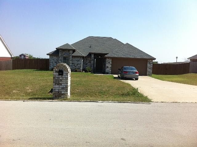 1st image of 309 Meadow Dr