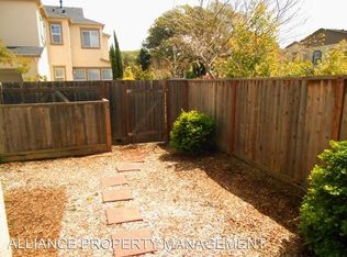 2282 Nectarine Dr, Santa Rosa, CA 95404