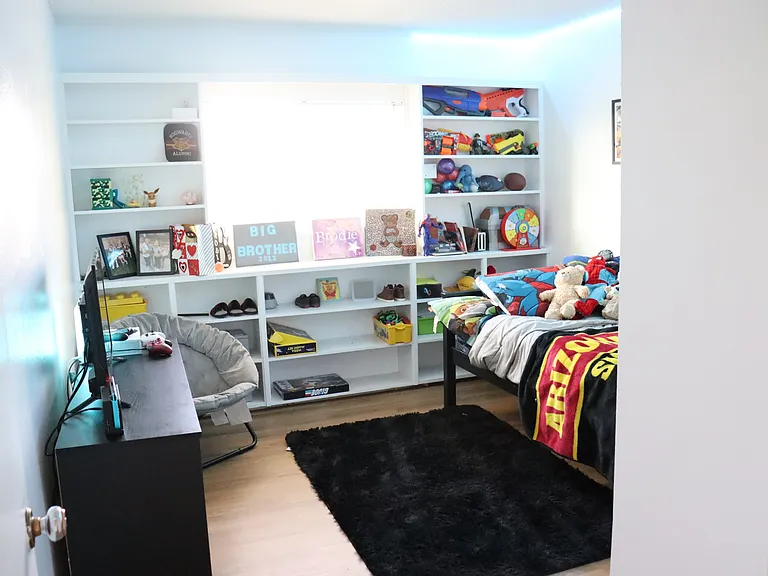 1054 E Loma Vista Dr — Photo 10