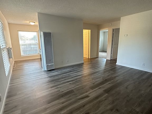3rd image of 2236 Hillsborough Ct #8