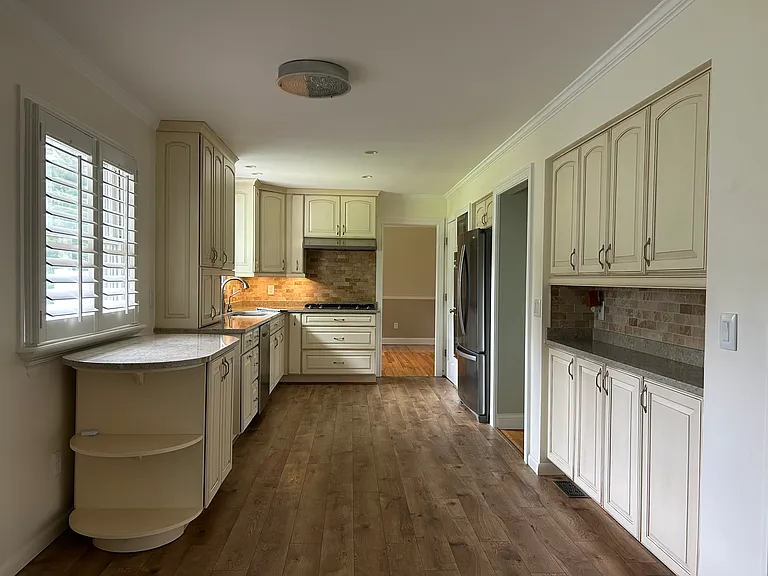 3480 Arrowvale Dr — Photo 4