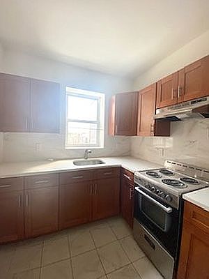 3rd image of 32-67 32nd St #2