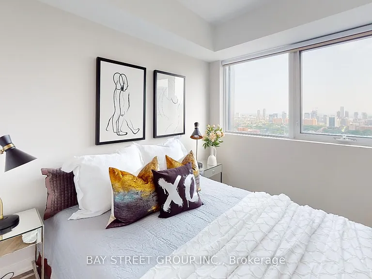 159 Wellesley St E #1908 — Photo 21