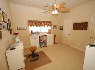 3346 Duke Ln, Friendswood, TX 77546
