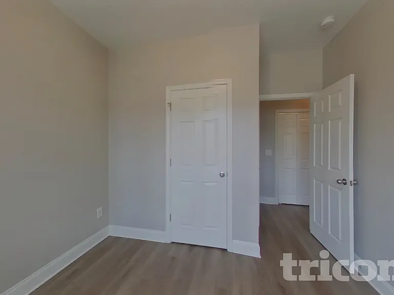 110 Darian Dr — Photo 10