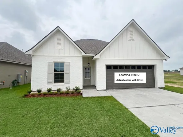 16734 Ted Childs Dr, Athens, AL 35613