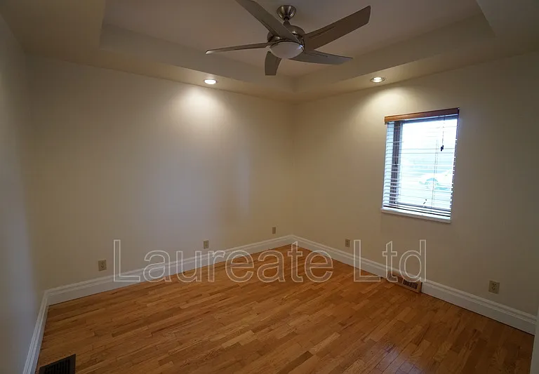 1240 Jefferson Ave — Photo 7
