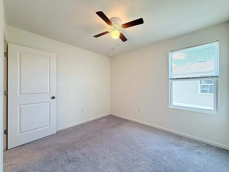 2068 Kentucky Rd — Photo 42