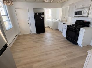 286 Princeton St FLOOR 2, Boston, MA 02128