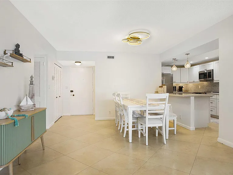 3430 Galt Ocean Dr #802 — Photo 10