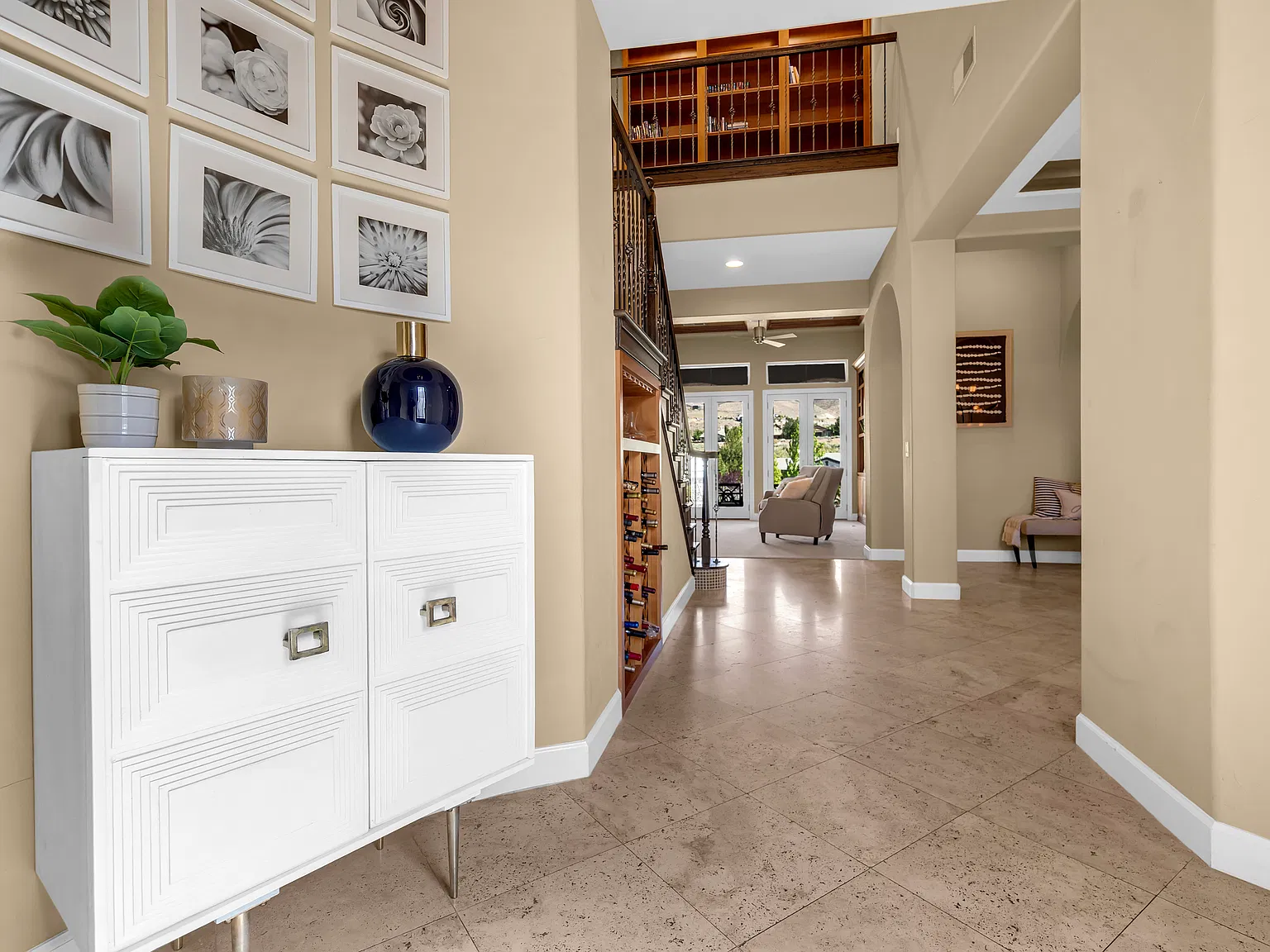 4 bed, 4443 sqft, $7,500 — Photo 3