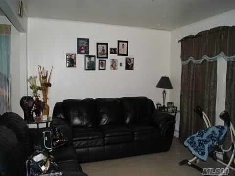 2nd image of 1688 Manatuck Blvd