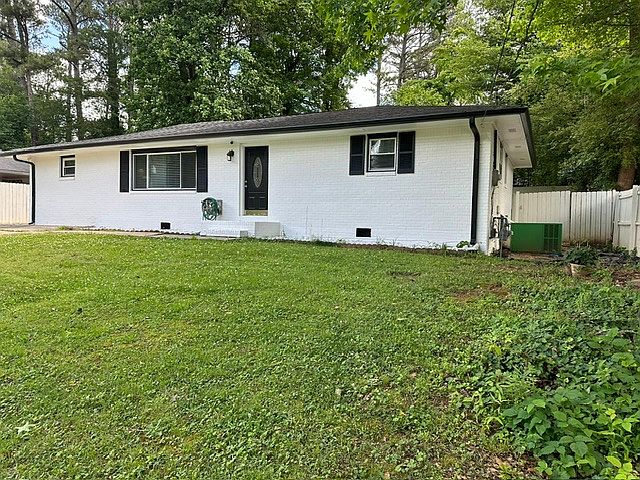 1st image of 531 Oriole Dr SE