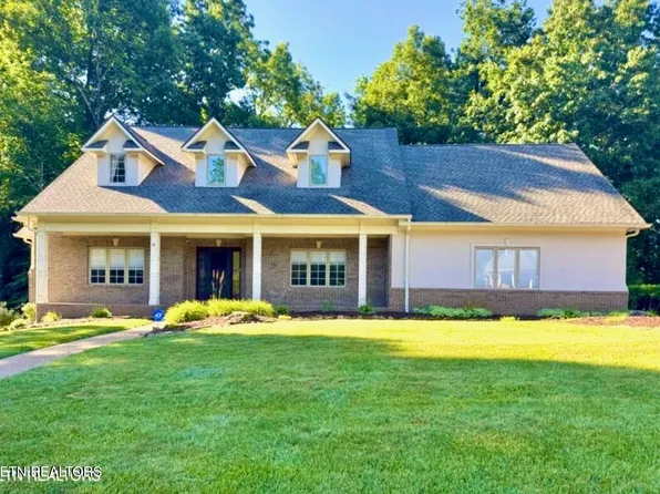 197 Whippoorwill Dr, Oak Ridge, TN 37830