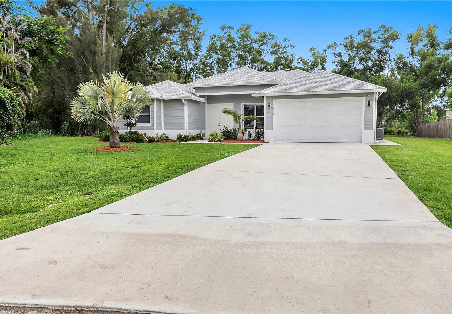 4 bed, 3.0 bath, 2236 sqft, $3,500 — Photo 3