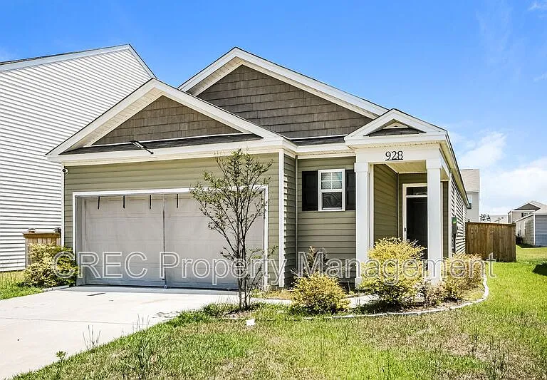 928 Woodside Creek Ln — Photo 2