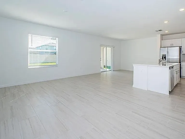 7698 Painted Sky Pl — Photo 4