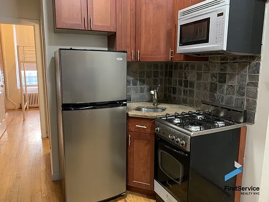 Rented by FirstService Realty (legacy) | media 12