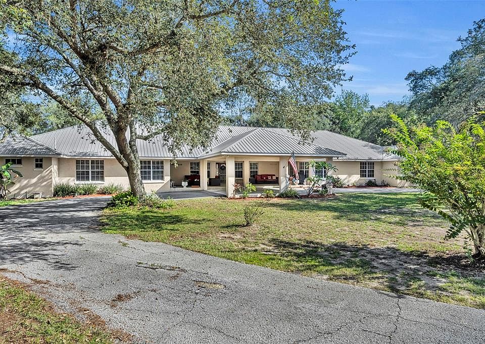 1st image of 15049 VINOLA DRIVE