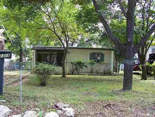 1st image of 1318 LEE HALL ST
