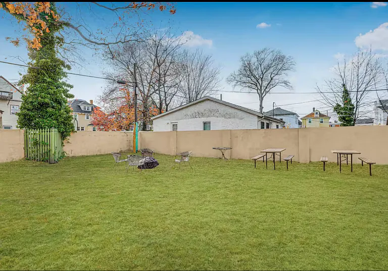 606 5th Ave #BACK HOUSE — Photo 16