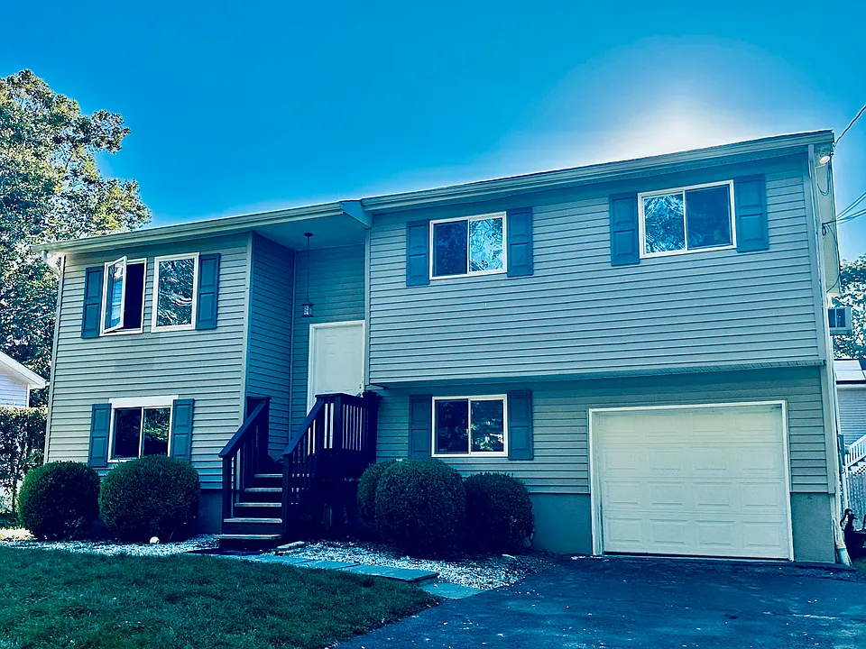 36 Marlin Dr