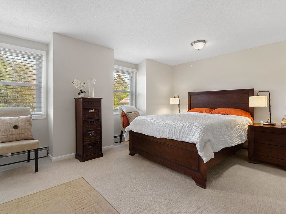 29 Stonegate Lane, Derry, NH 03038 Zillow