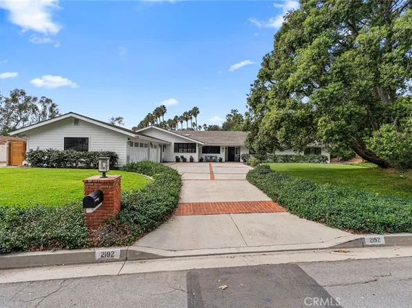 2192 Racquet Hl, Santa Ana, CA 92705
