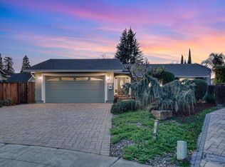 1071 Fuchsia Dr, Sunnyvale, CA 94086