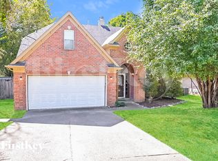 5595 Autumn Valley Dr, Memphis, TN 38135