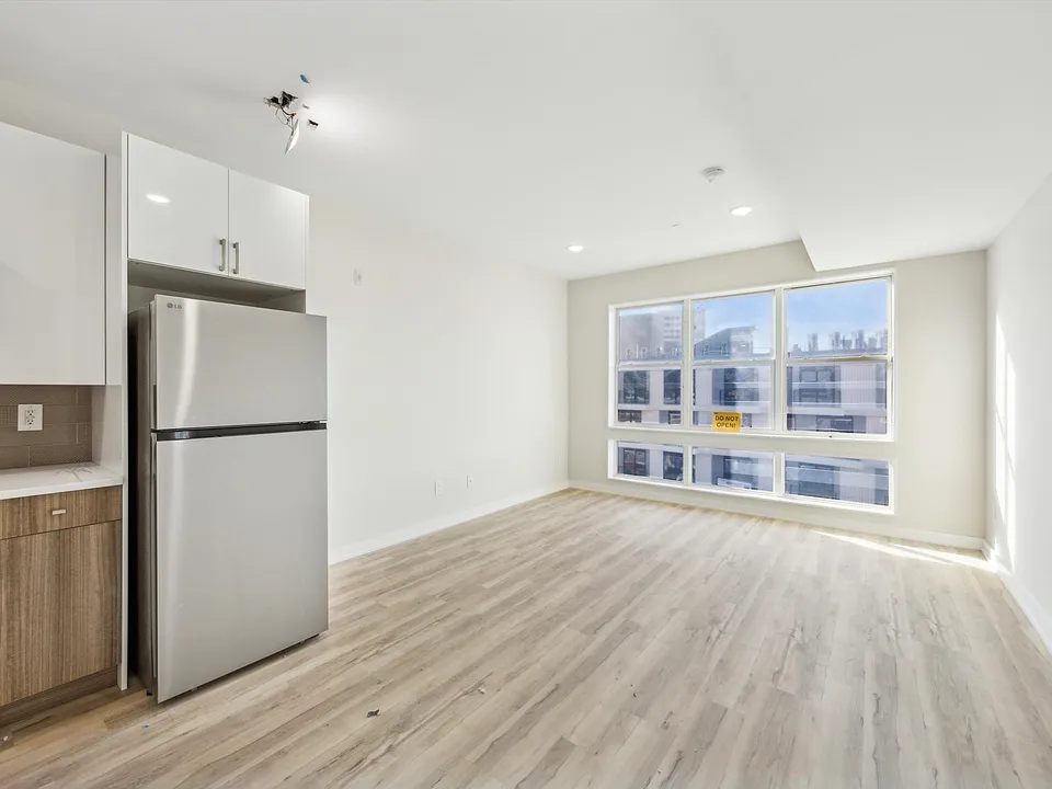 3727 Lancaster Ave #300