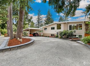 470 Mount Kenya Dr SW, Issaquah, WA 98027