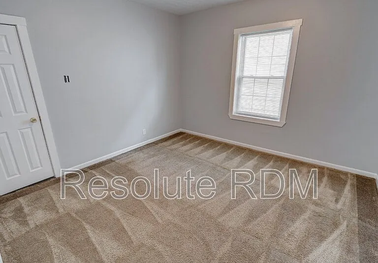 743 Cottage Ave — Photo 25