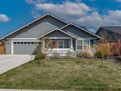 451 NE Oak Ave, Redmond, OR, 97756