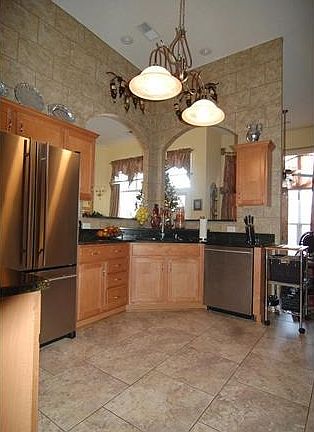 5th image of 8306 Blue Lagoon Dr