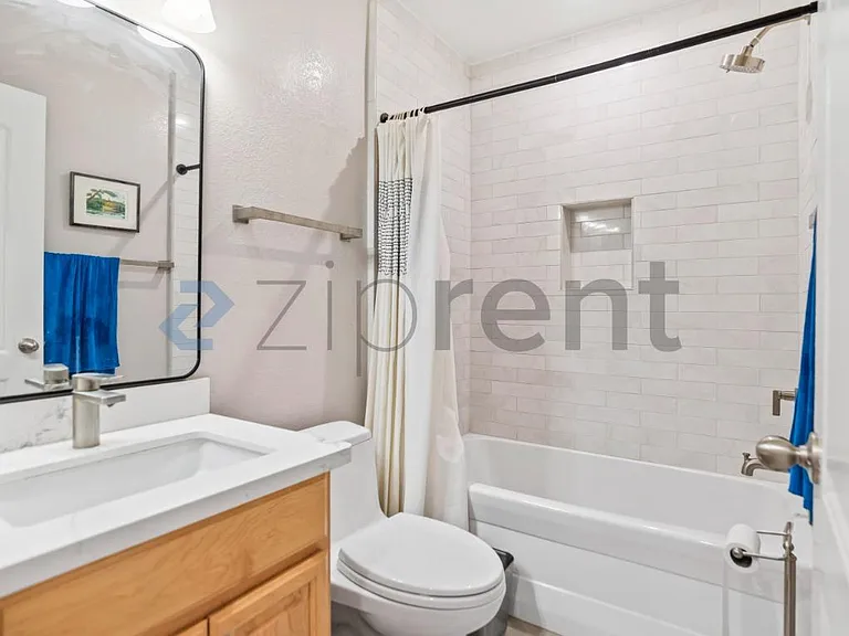2211 Fountain Oaks Dr — Photo 26