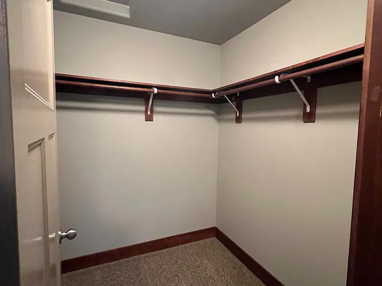 2260 Hoover Way — Photo 5