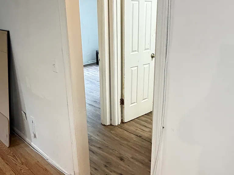 117 Whitby Ct — Photo 12