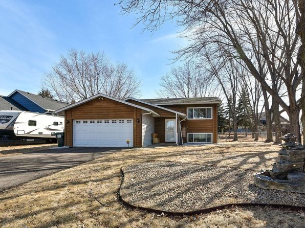 6012 Kalland Cir NE, Albertville, MN 55301