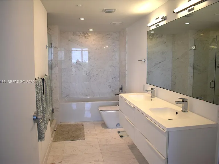 9940 W Bay Harbor Dr #6D — Photo 23