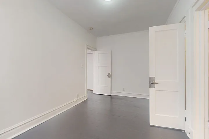 5336-5338 S. Hyde Park Boulevard — Photo 14