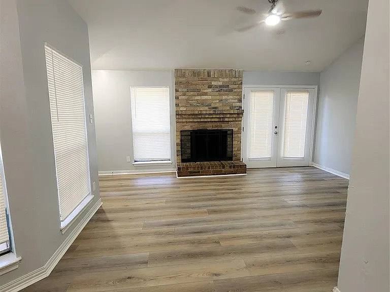 5003 Maurita Dr — Photo 5
