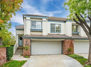 24402 Hampton Dr UNIT B, Santa Clarita, CA 91355