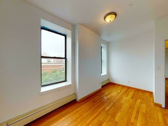 4th image of 1814 Madison Ave #4B