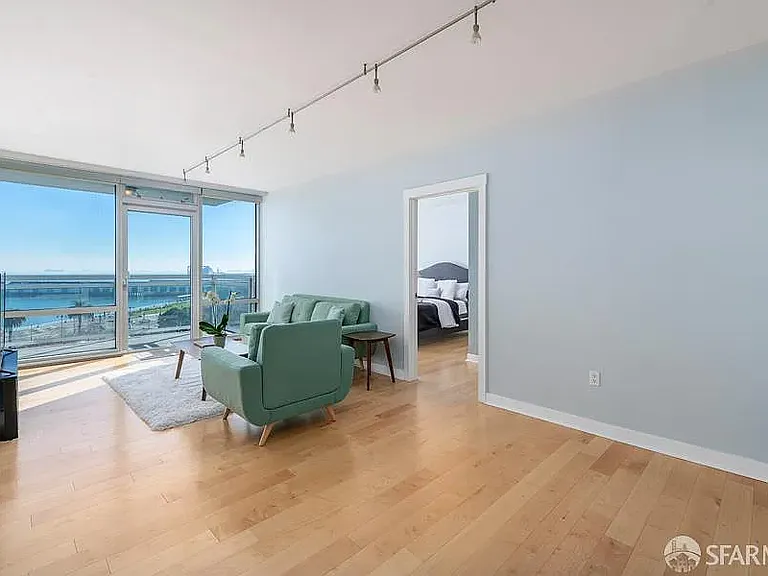 501 Beale St #8B — Photo 3
