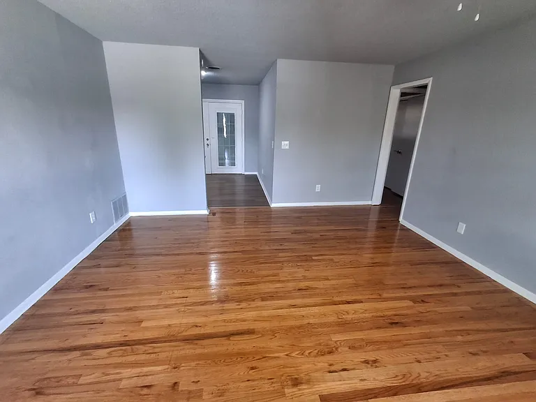 6115 NW Dearborn Ave — Photo 6